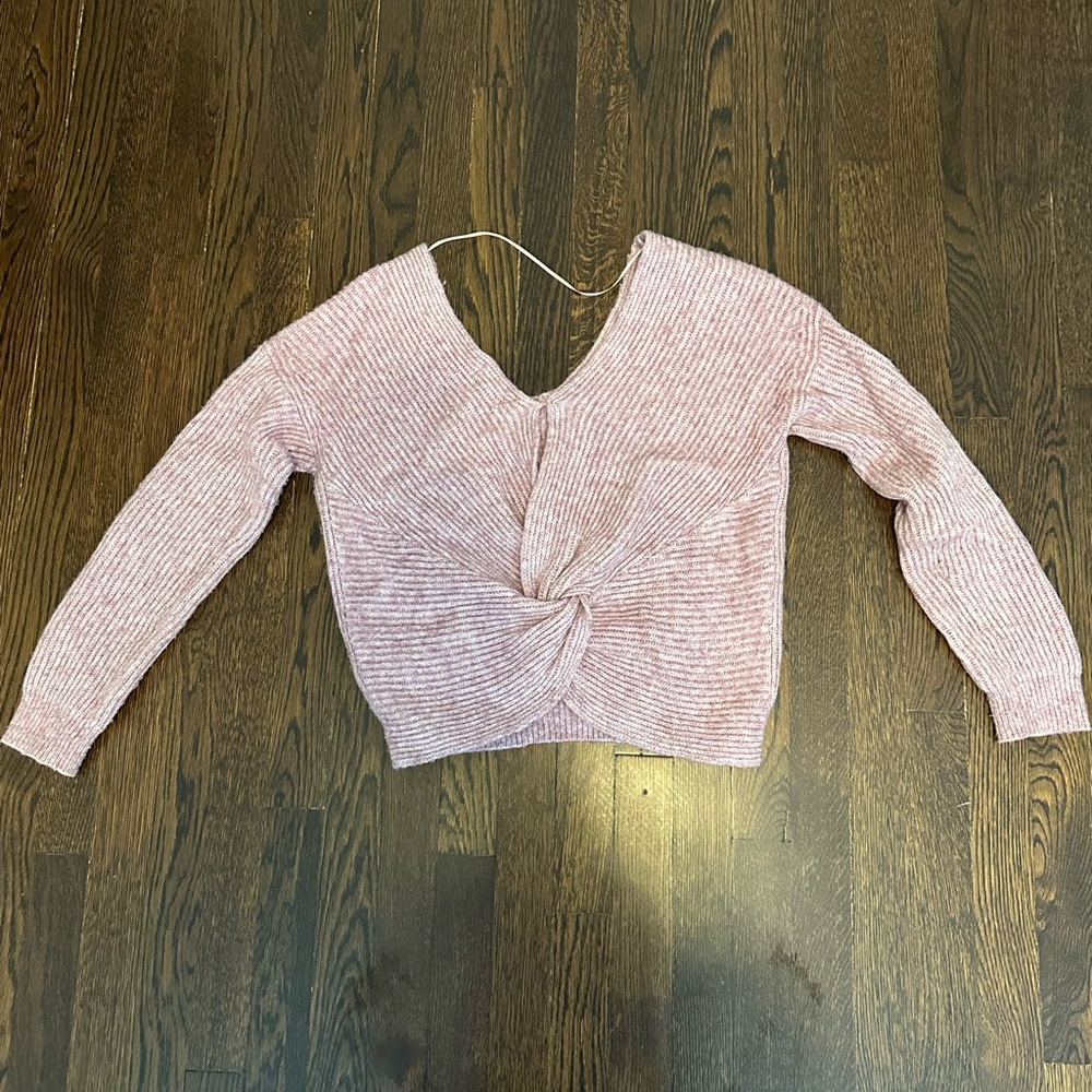 Angel of the North Light Purple V-Neck Sweater